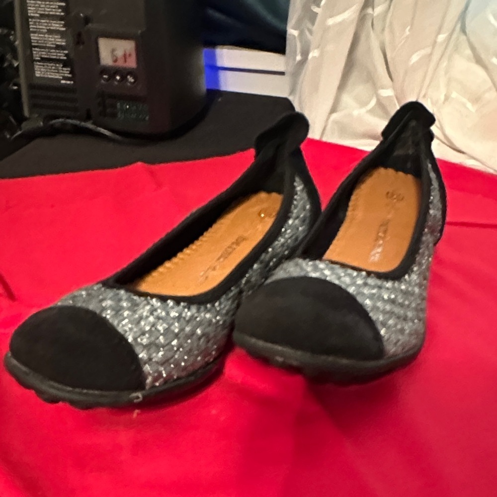 Bernie Mev Women’s Black and Silver Sparkle Ballet Flats